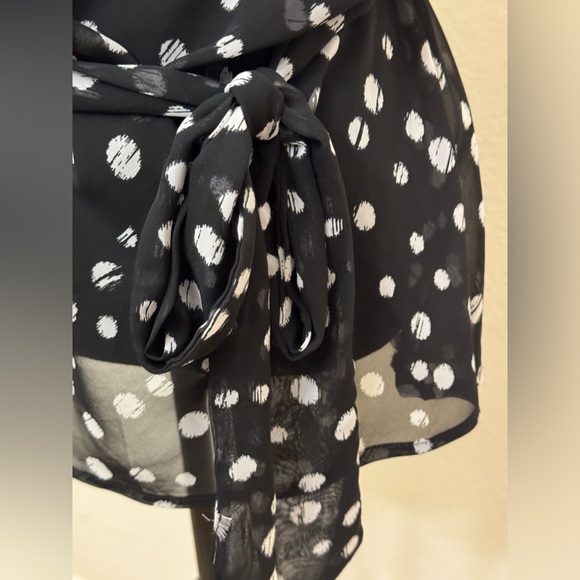 Worthington Shear Scoop Neck Blouse with Tie Waist - Picture 2 of 4